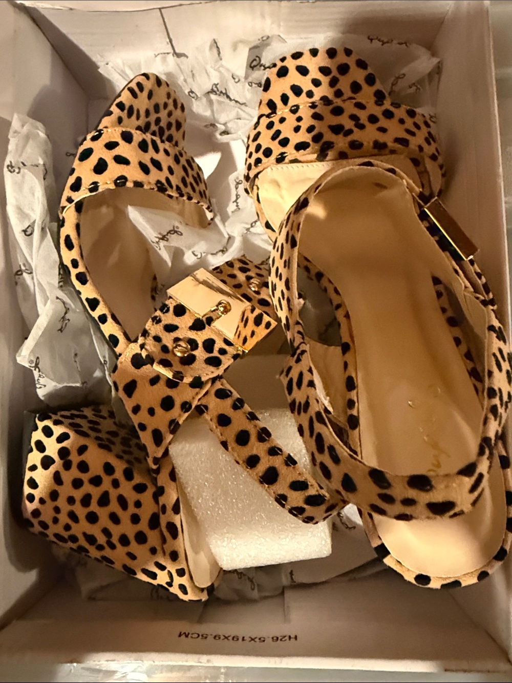 NIB Qupid Leopard Print Block Heel Sandals - Tan/Black